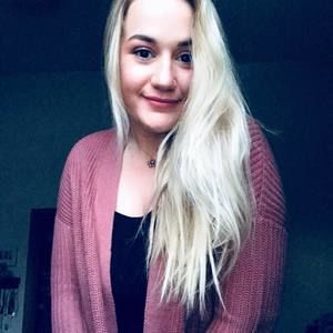 Meet your Posher, Alexis